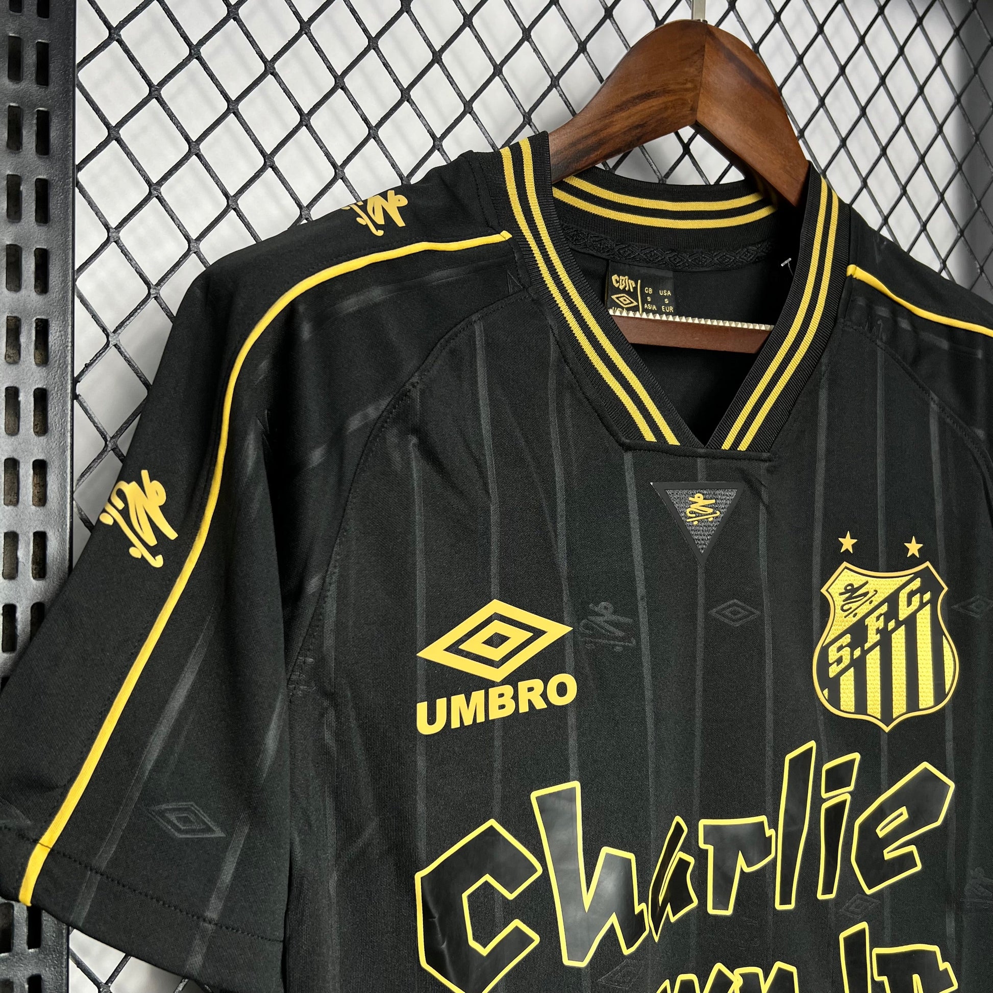FC Santos 24/25 Charlie Brown JR
