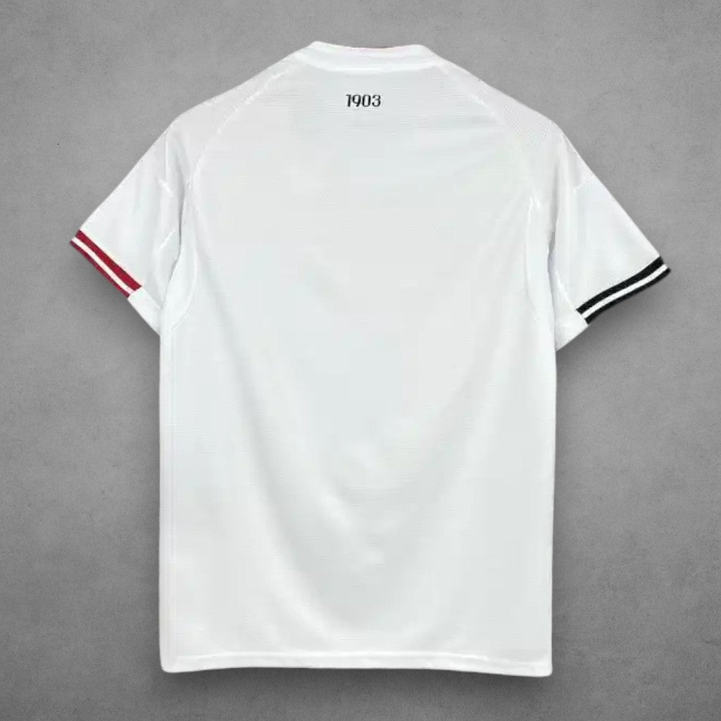 Besiktas Istanbul 25/26